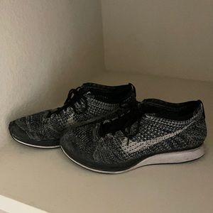 Nike Flyknit Racer Oreo 2.0